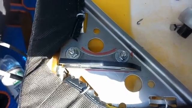 Foton Tunland делаю откидную спинку заднего сидения смотреть онлайн