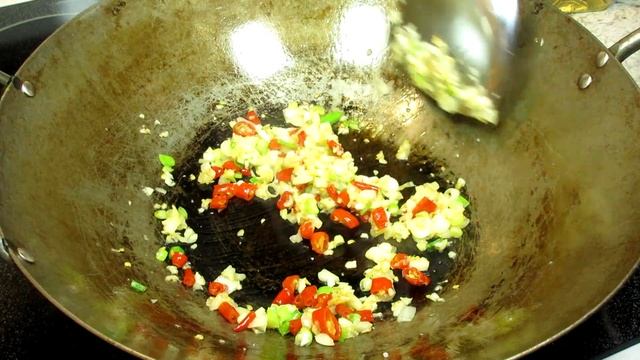 How to Make Spicy Thai Basil Chicken ~ Easy Spicy Healthy Thai Chicken Stir Fry смотреть онлайн