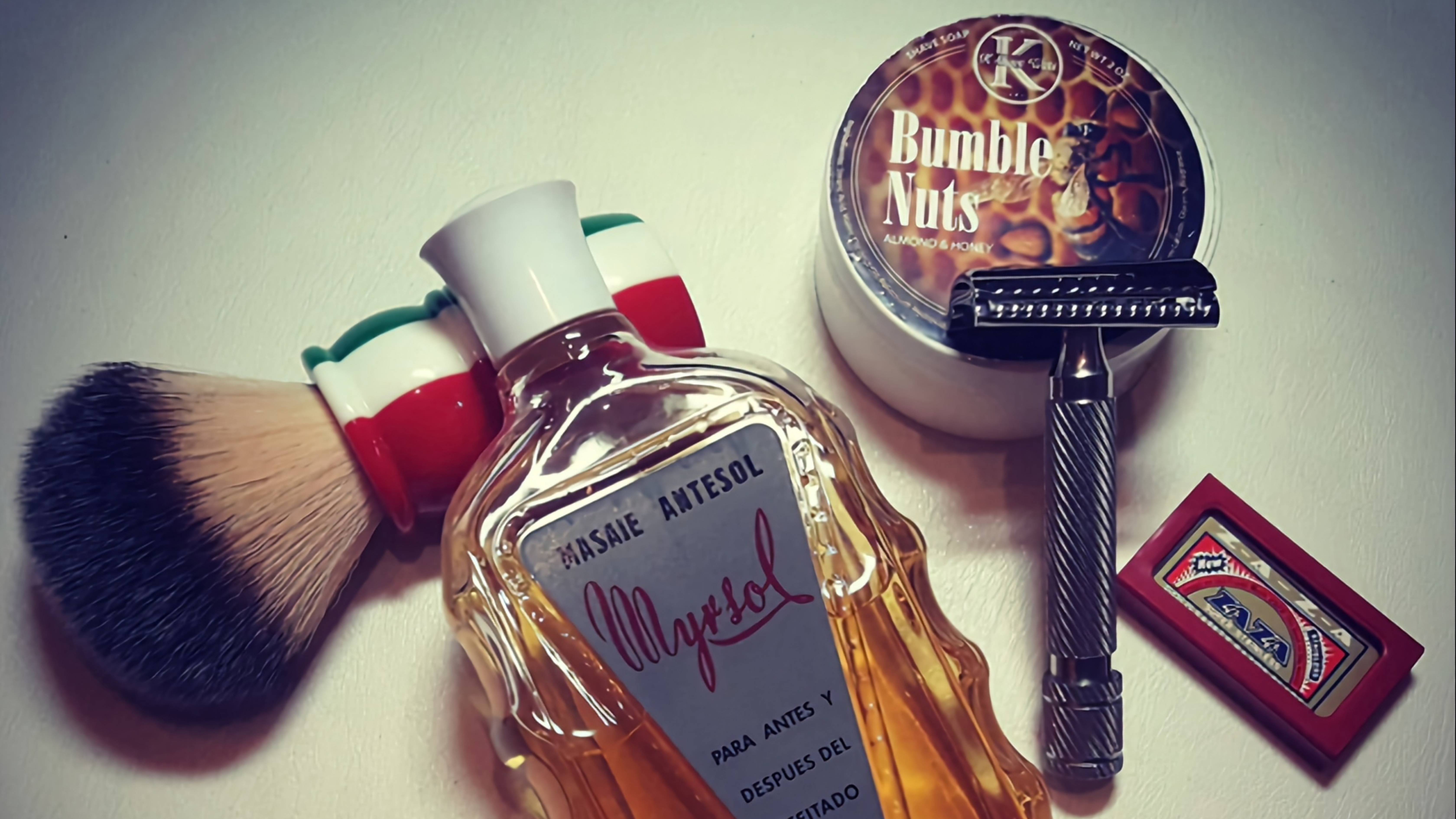 Бритье. ZaZa Gold, RazoRock 37 German slant, RazoRock Tricolore, K Shave Worx shaving soap, Myrsol смотреть онлайн