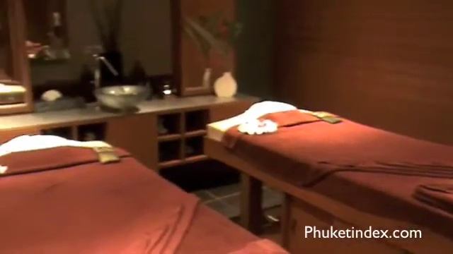 La Flora Resort Patong смотреть онлайн