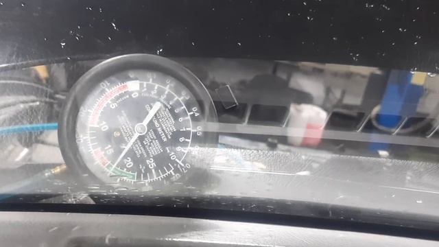 Пропадает вакуум после нажатий тормоза, манометр в разрыв стоит смотреть онлайн