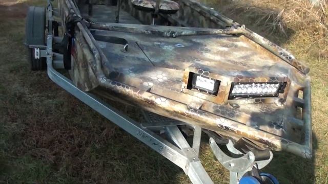 Очередной обзор лодки болотохода 4x4 питон смотреть онлайн