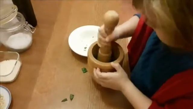 il Pesto alla Genovese di Giulia (tutorial) смотреть онлайн