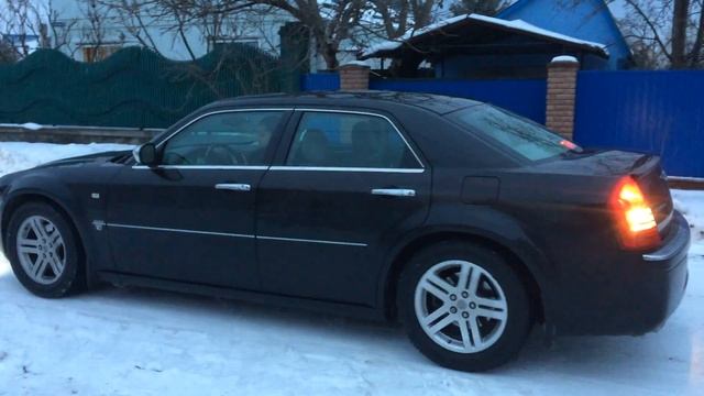 Chrysler 300C HEMI 5,7L.