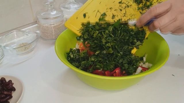 ПОСТНЫЙ САЛАТ. ОЧЕНЬ ПОЛЕЗНЫЙ ВИТАМИННЫЙ И ОЧЕНЬ ВКУСНЫЙ. смотреть онлайн