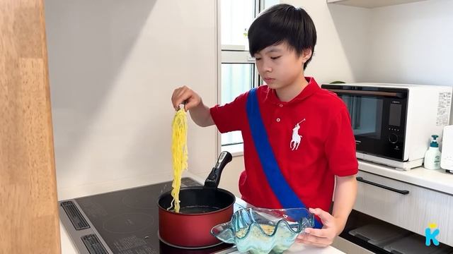 Save baby Paprika ?🍅 #cooking #tomato смотреть онлайн