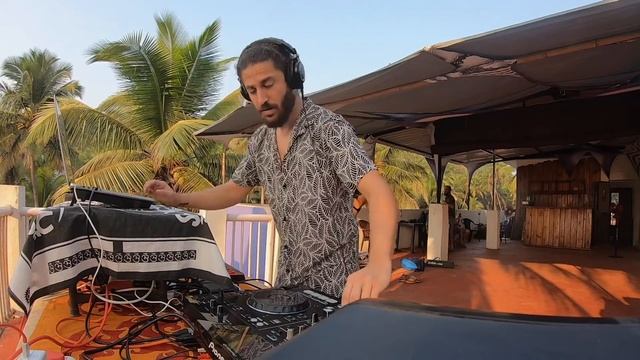 Slip Hypnotic - Live Sunset @ Goa DJ School (Full Set Movie) смотреть онлайн