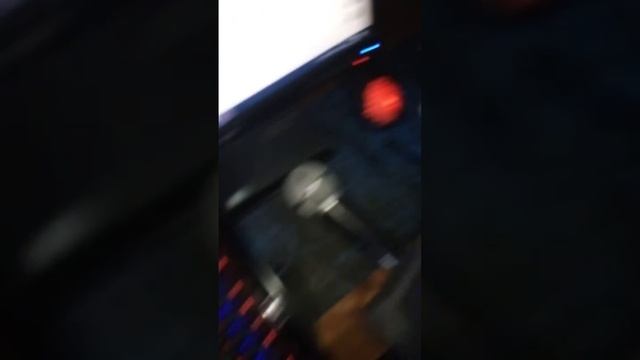 Звук порезался. Это плохо в жизни уши глушит окна трясутся😁 смотреть онлайн