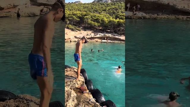 Прыжки в воду со скалы