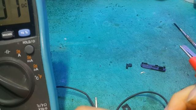 Disassemble the earphone marshall minor 2 / Copy kaizen смотреть онлайн