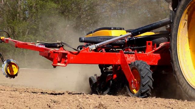 JOHN DEERE 6330 | Rübensaat mit Väderstad Tempo смотреть онлайн