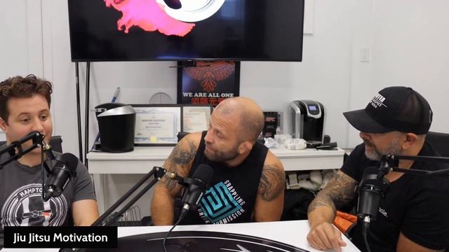 MMA, Wrestling, BJJ and Getting Punched in the Face - Eric Uresk смотреть онлайн