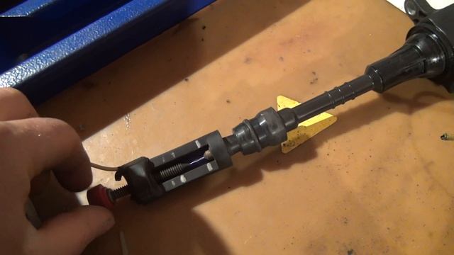 Ниссан Блюберд дёргается, троит, не едет. Опять китайские датчики. смотреть онлайн