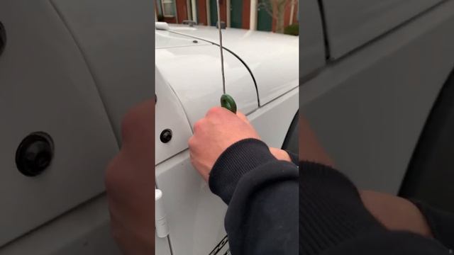 2017 Jeep Wrangler New Antenna Installation смотреть онлайн