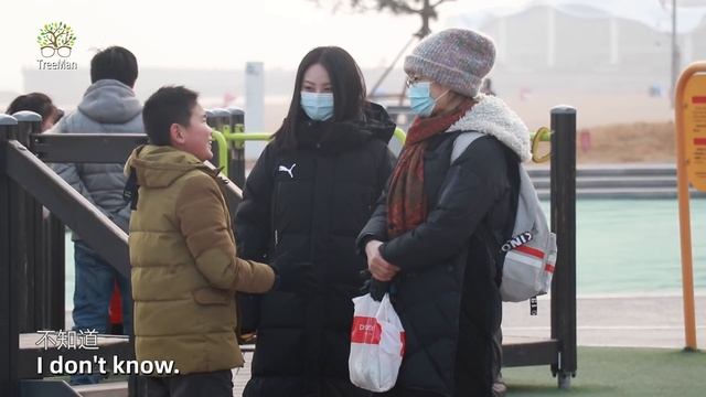 Will Children Go with a Stranger? | Social Experiment 看到孩子如此轻易地被陌生人骗走，暗中观察的家长们不淡定了（社会实验） смотреть онлайн