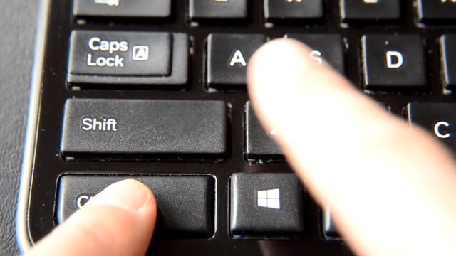 HIDE your screen fast and other shortcuts смотреть онлайн