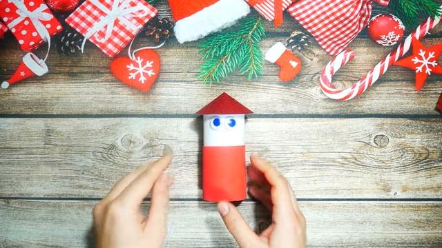 Новогодняя Игрушка своими руками Дед Мороз из втулки - DIY Christmas Toy Santa Claus смотреть онлайн