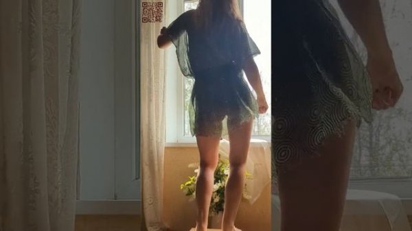 Marta Vlog Dancing at the window #001