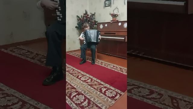 Л.Малиновский "Девичий хоровод",исп.Токарь Алеся,3 класс,уч.Наталья Сысоева смотреть онлайн