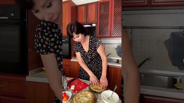И у нас пироги пекутся😂 смотреть онлайн