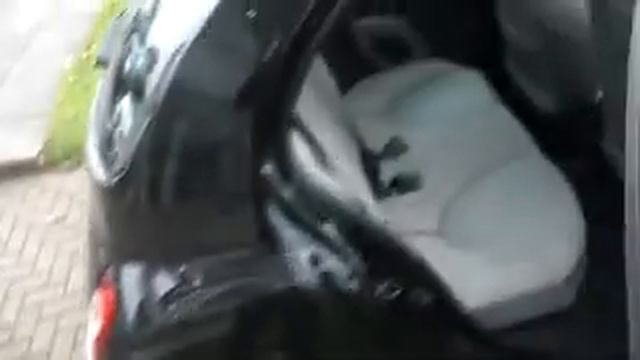 Nissan Micra VU58VDN Pennywell Rd смотреть онлайн
