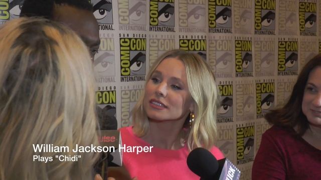 Kristen Bell & William Jackson Harper Comic con 2019 смотреть онлайн