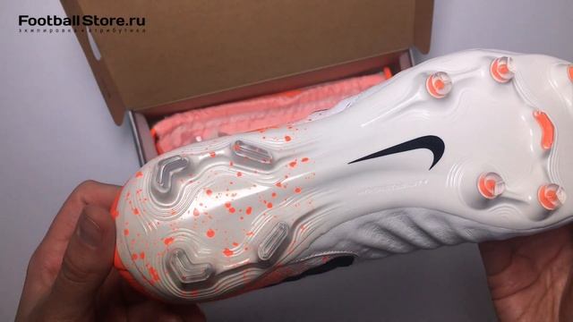 Бутсы Nike Legend 7 Elite - Nike Euphoria (unpacking) смотреть онлайн