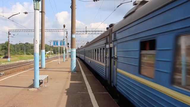 Электровоз ЧС7-012 с поездом № 55 Хмельницкий - Москва смотреть онлайн