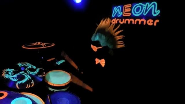 NEon Drummer - Uptown Funk (Mark Ronson Ft. Bruno Mars)