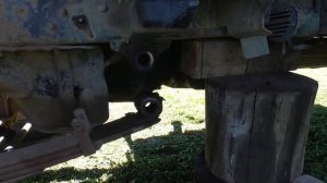 Грузовик HINO, замена втулок рессоры.