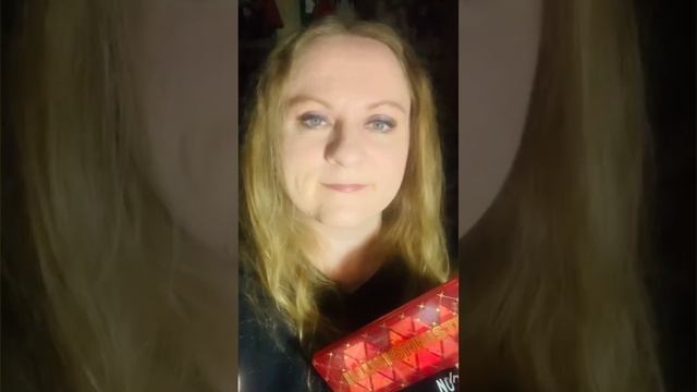 Макияж Вивьен Сабо «Illusionniste”. смотреть онлайн