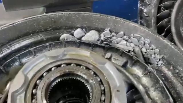 VOLVO L220G TORK KONVERTÖR REVİZYONU смотреть онлайн