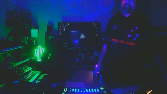 At Home with Henry 88 "Club Sessions: Organic House" смотреть онлайн