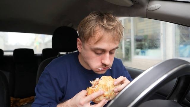 Je TESTE le KEBAB en ALLEMAGNE 🤤 (c'est de la folie) смотреть онлайн