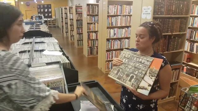 Pink Floyd Vs Led Zeppelin [Vinyl Record Battle] смотреть онлайн