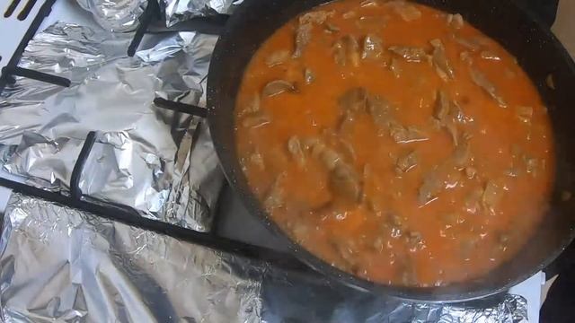 DELICIOUS HUNGARIAN PORK PAPRIKA, A MUST TRY! UMA DELICIA E FACIL DE PREPARAR. смотреть онлайн