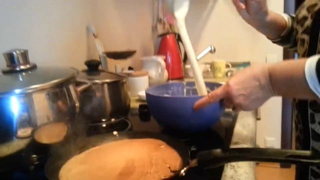 Готовка супа и блинов 2 смотреть онлайн