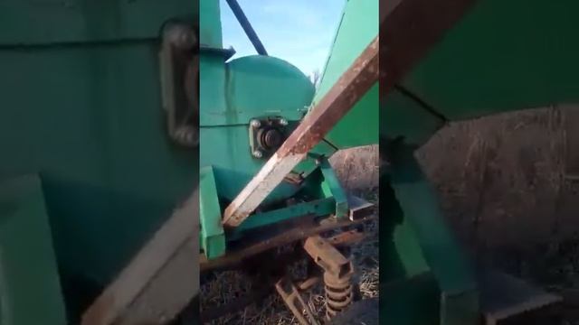 устанавливаем измельчитель веток на прицеп смотреть онлайн