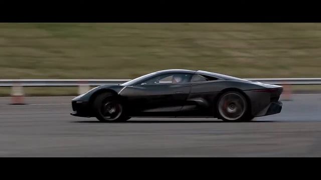 Testing the Jaguar CX75 for James Bond 007 смотреть онлайн