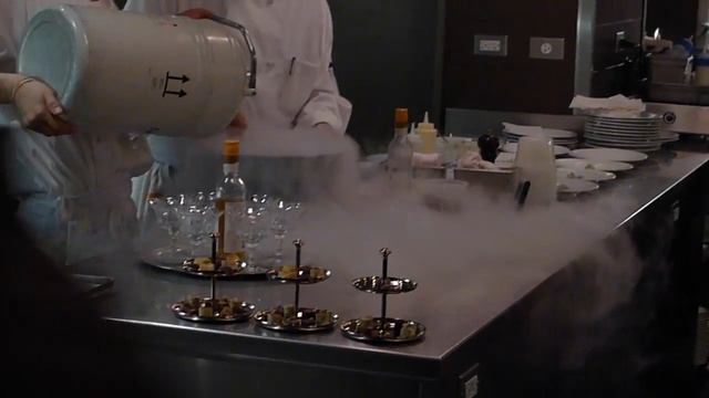 Sorbet Sauternes at NEXT (Paris 1906) Restaurant Chicago смотреть онлайн