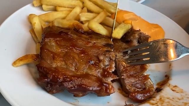 이케아 푸드코트 먹방 Mukbang (김치볶음밥, 핫도그, 닭다리, 폭립, 연어필레, 아이스크림) смотреть онлайн