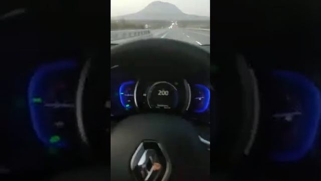 Рено Колеос максимальная скорость смотреть онлайн