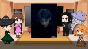 Harry Potter react to Ron as Hyunjin (AU DESCRIPTION)