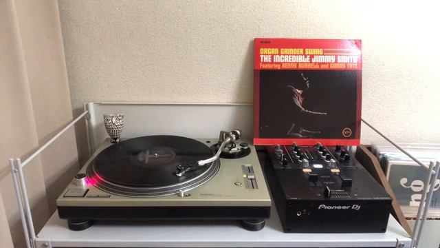 The Incredible Jimmy Smith Featuring Kenny Burrell And Grady Tate - Greensleeves смотреть онлайн