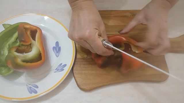 SALATA DE VINETE CU LEGUME racoroasa si foarte sanatoasa / de post /video 149 / UNIVERSUL MARICRIS смотреть онлайн