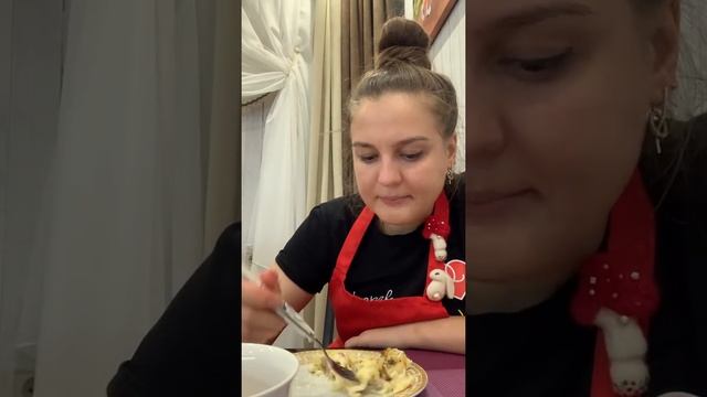 МУКБАНГ КАННЕЛОНИ смотреть онлайн