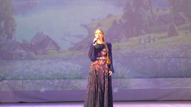 "Выйду к речке" Поёт Анастасия Лысякова - солистка Новосибирской Государственной филармонии смотреть онлайн