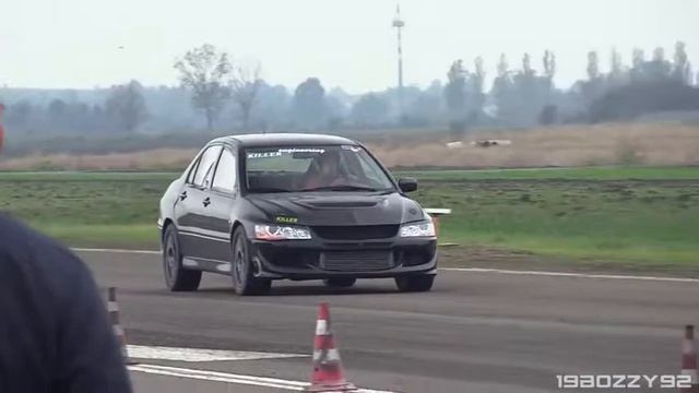 SCREAMING Mitsubishi Lancer Evo VIII Launches & Full Throttle Accelerations! смотреть онлайн