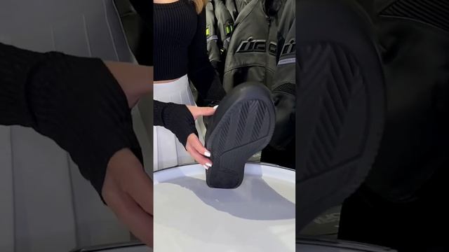 [Партнер Мото] Мотоботы Icon Patrol 3 смотреть онлайн