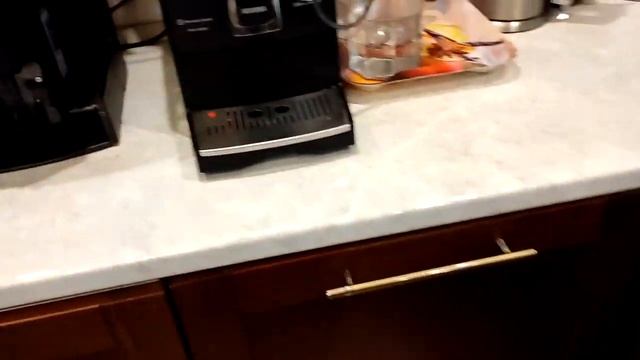 Кофемашина Delonghi ESAM 3000 продажа на Авито смотреть онлайн